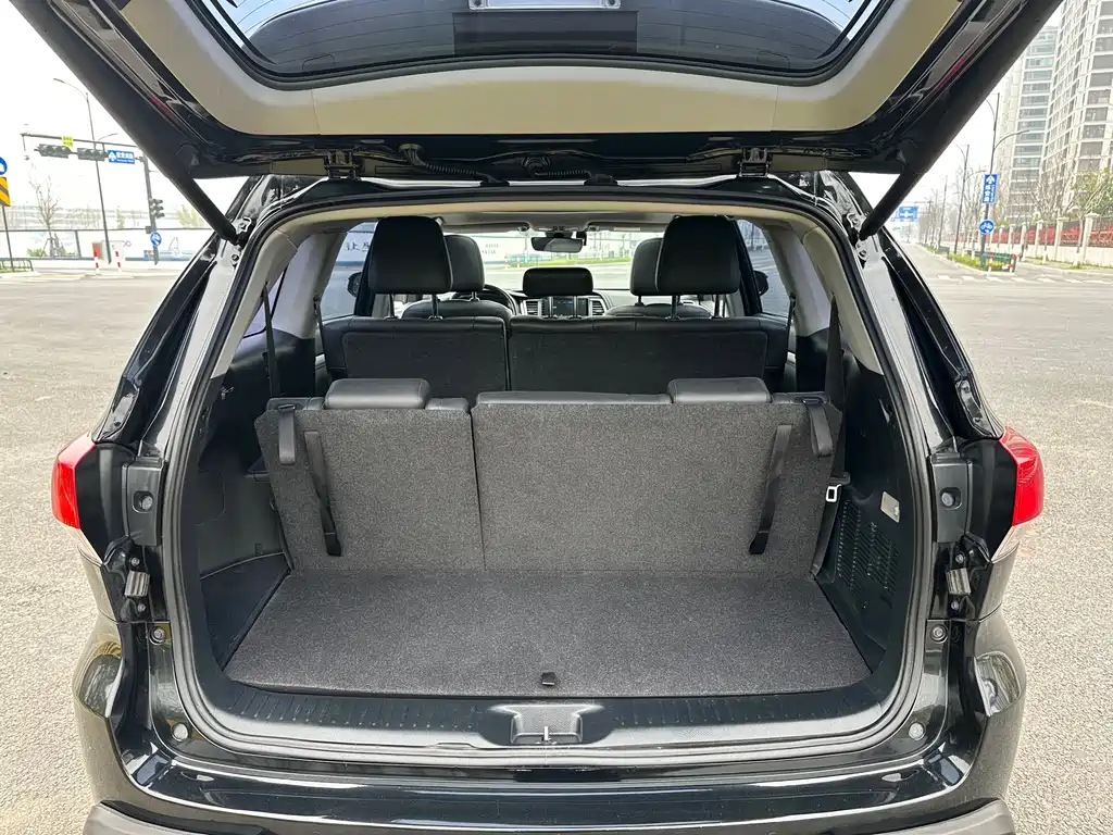 Toyota Highlander 2020 — фото 21