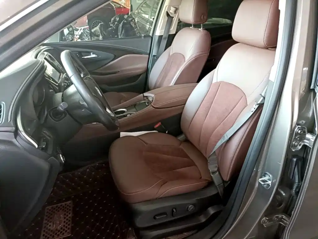 Buick Envision Plus 2017 — фото 15