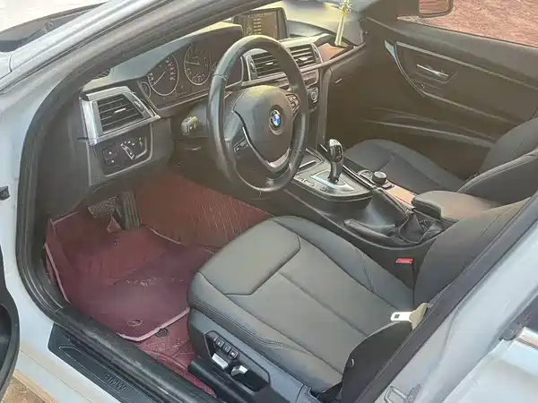 BMW 3 Series 2017
