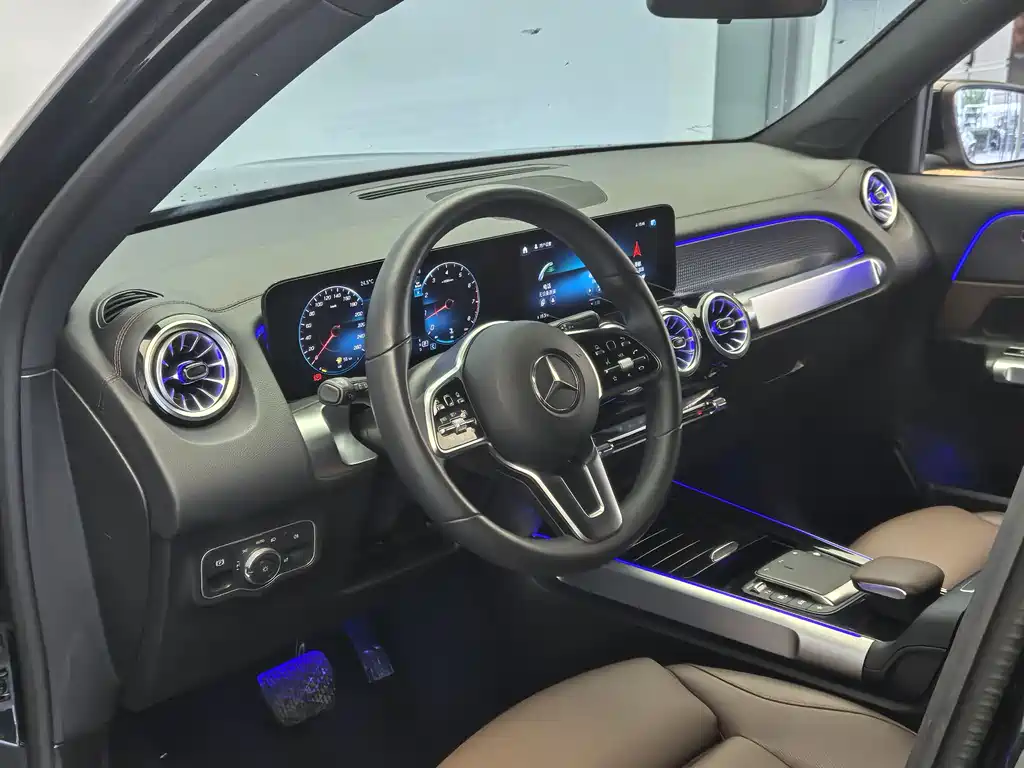 Mercedes-Benz GLB 2023 — фото 12
