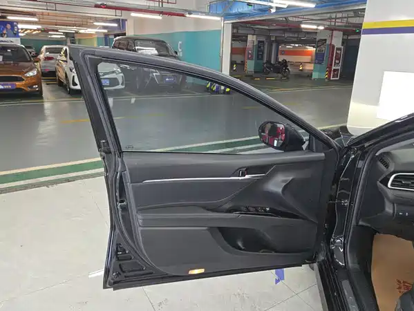 Toyota Camry 2022