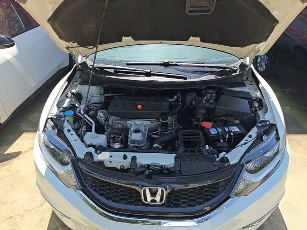 Honda Jade 2016 — фото 20