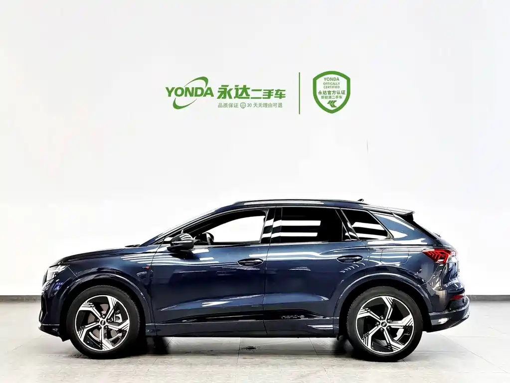 Audi Q4 e-tron 2023