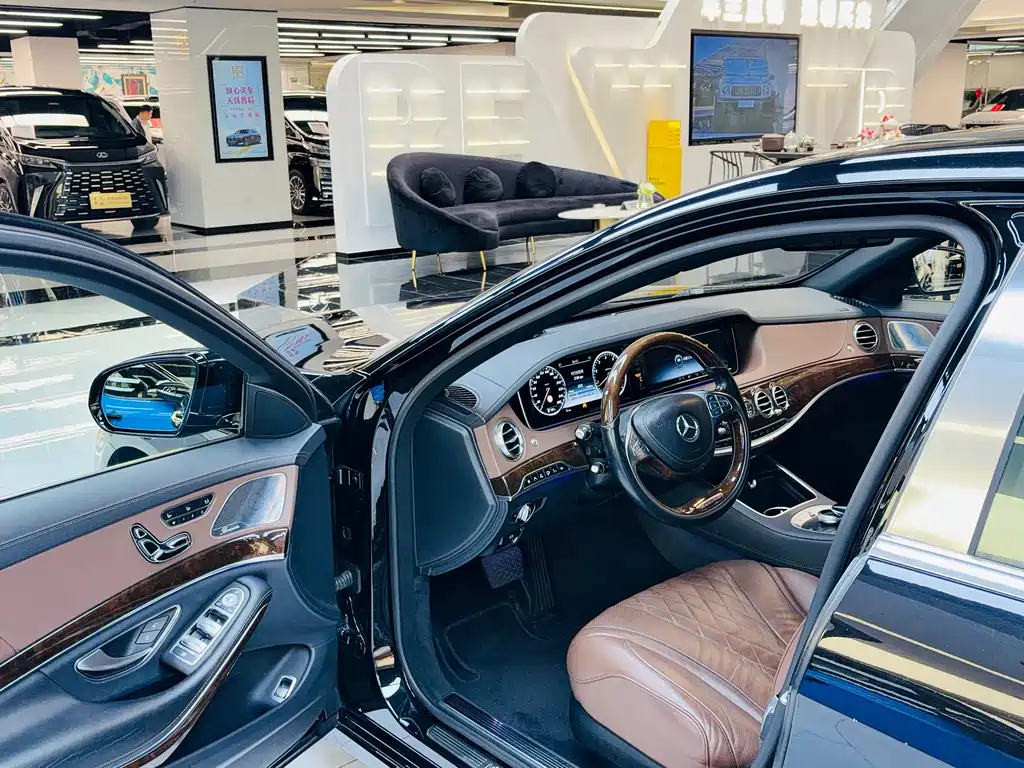Mercedes-Benz Maybach S-Class 2016