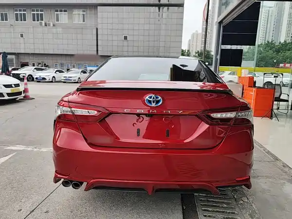 Toyota Camry 2019
