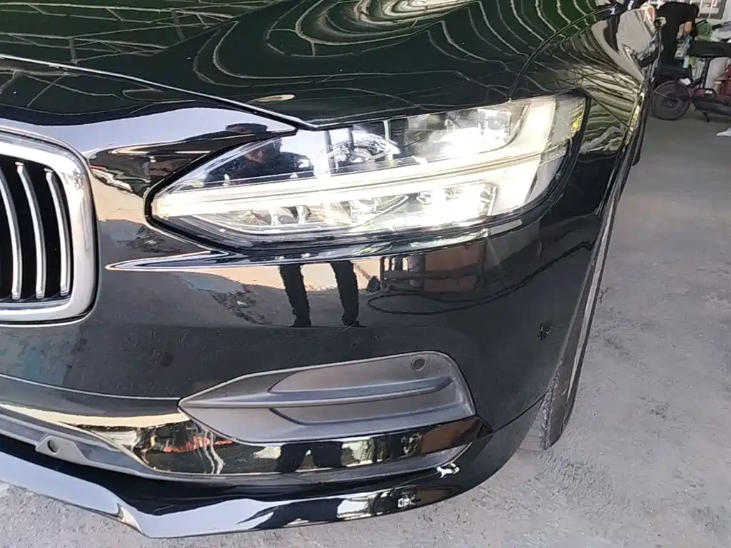 Volvo S90 2018 — фото 24