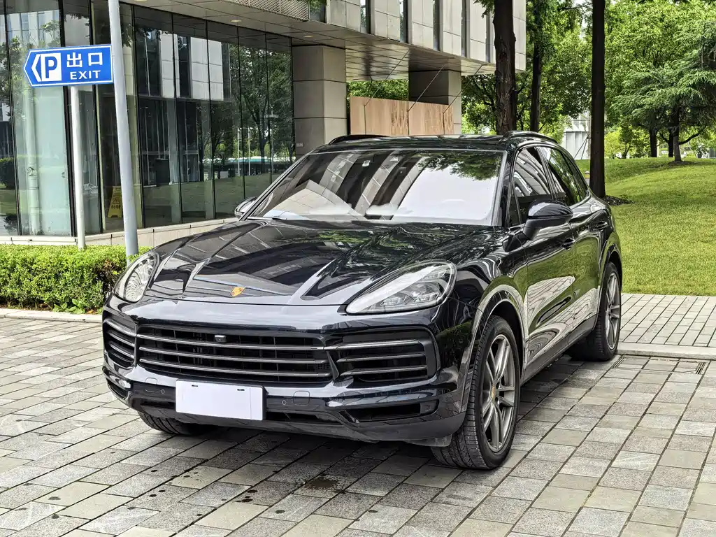 Porsche Cayenne 2023