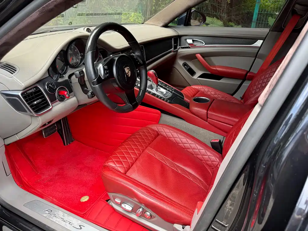 Porsche Panamera 2011