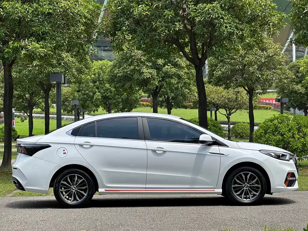 Chery Arrizo 5 PLUS 2023 — фото 31