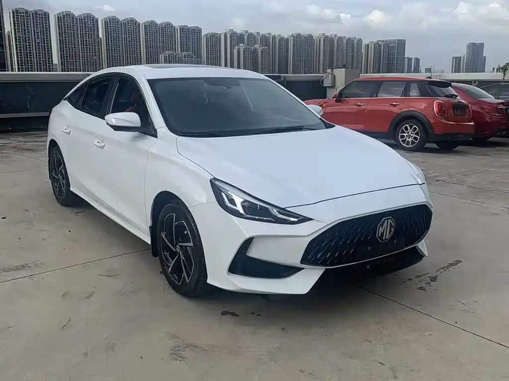 MG MG5 2021