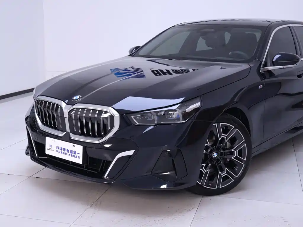 BMW 5 Series 2024