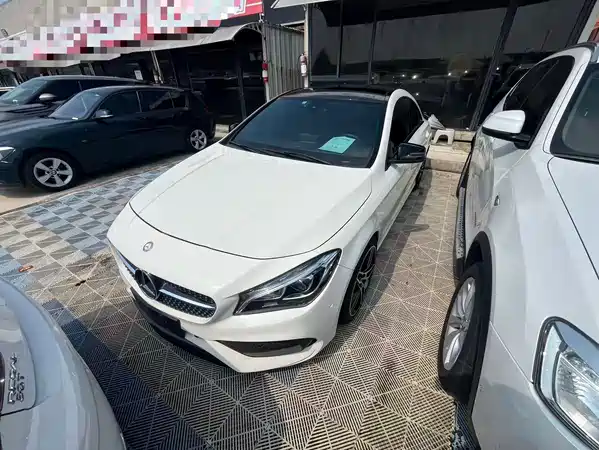 Mercedes-Benz CLA 2017
