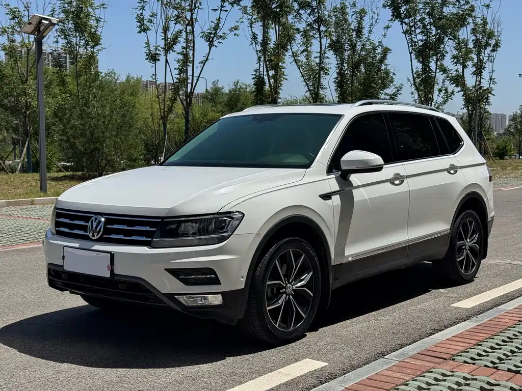 Volkswagen Tiguan L 2020