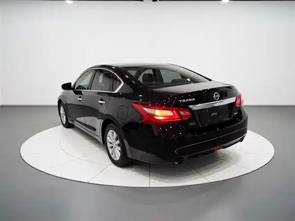 Nissan Teana 2016