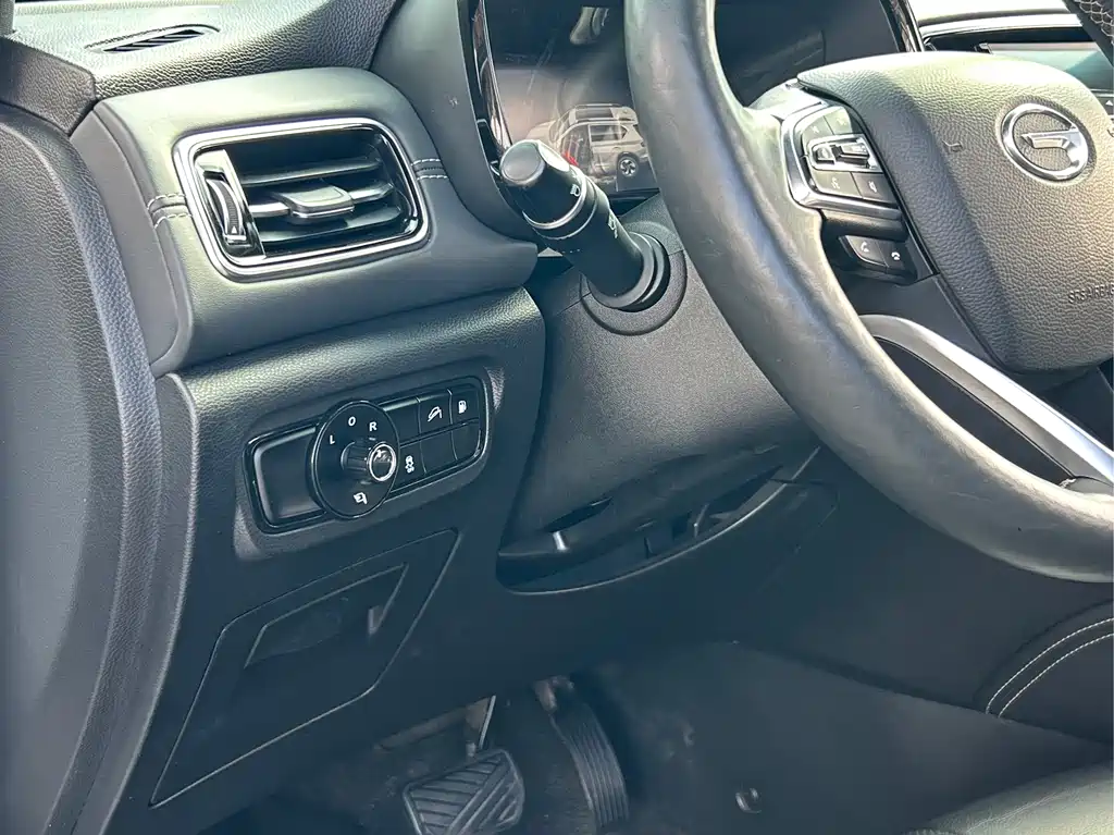 GAC Trumpchi GS8 2021 — фото 21