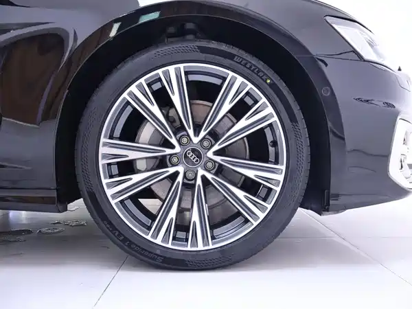 Audi A6L 2024