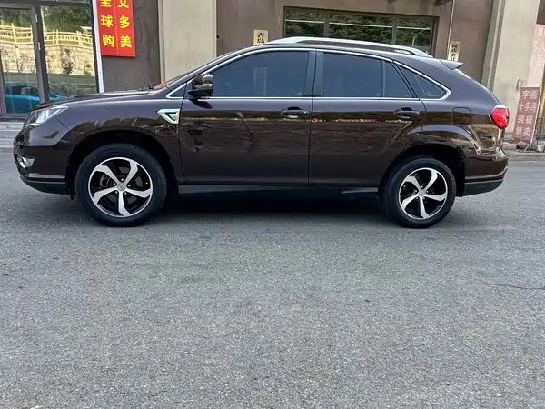 BYD S7 2015