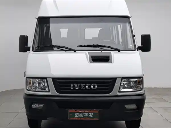 Iveco Proud 2023