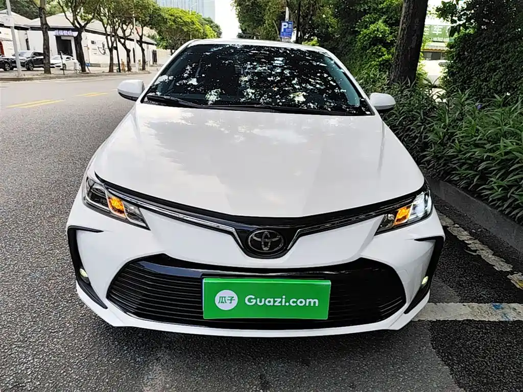 Toyota Corolla 2020 — фото 3