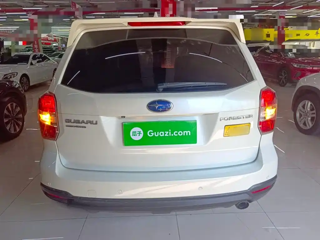 Subaru Forester 2015 — фото 6
