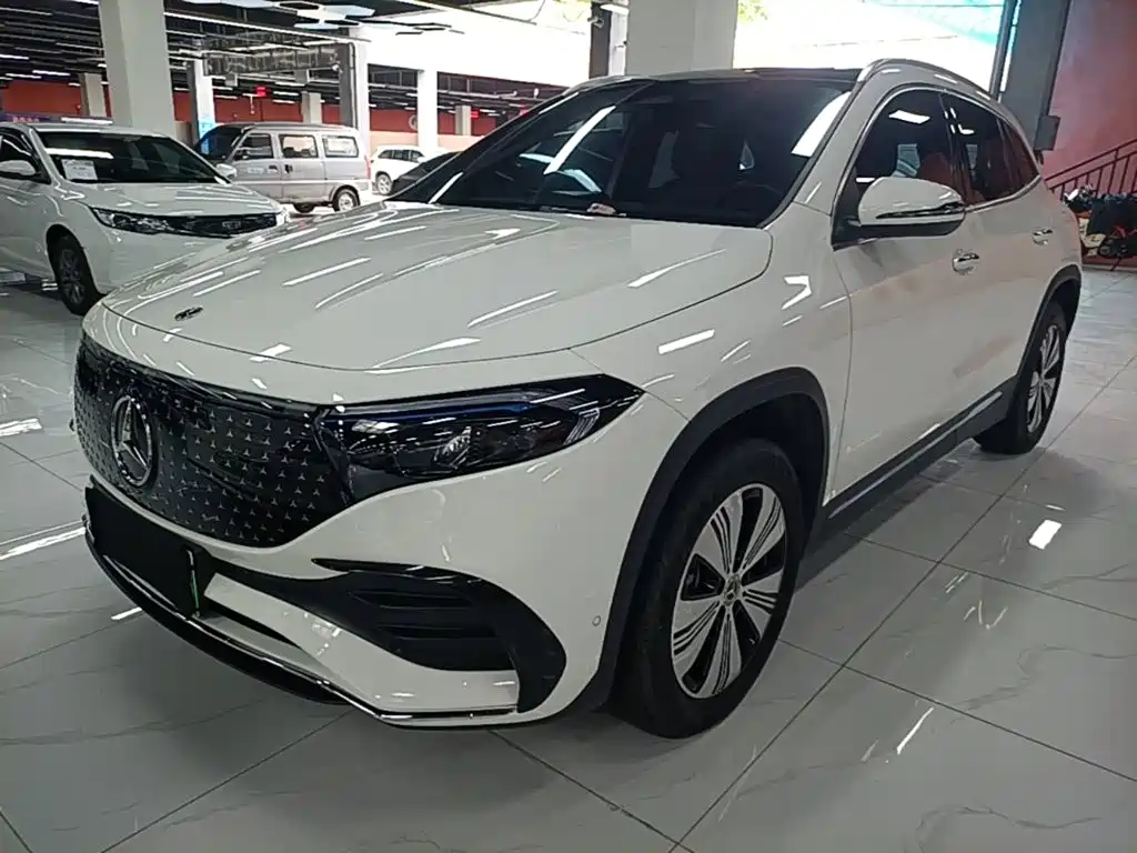 Mercedes-Benz EQA 2024