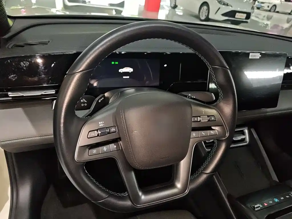 BYD Qin L 2025 — фото 4