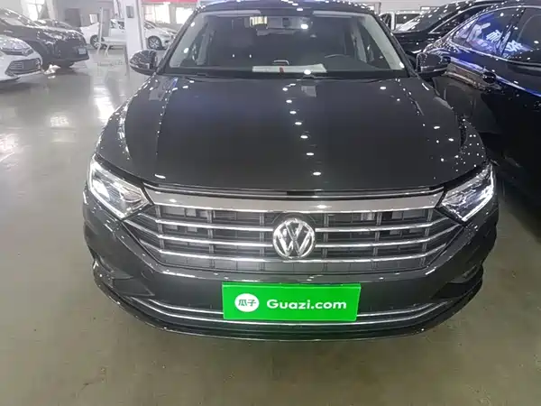 Volkswagen Sagitar 2021