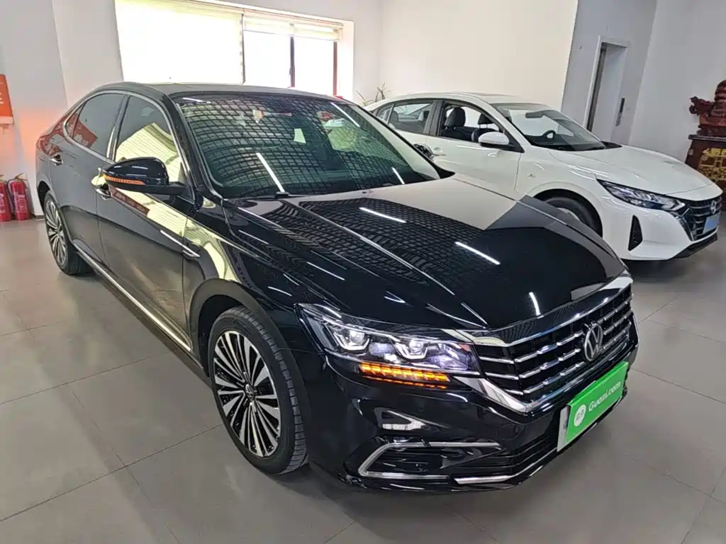 Volkswagen Passat 2021 — фото 23