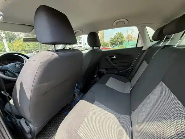 Volkswagen Polo 2016