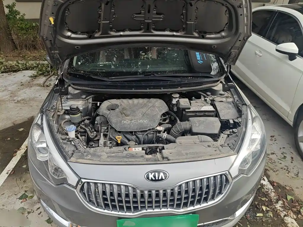 Kia K3 2015 — фото 16