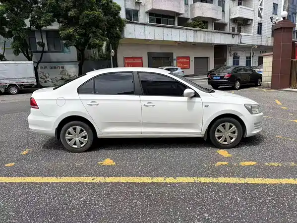 Volkswagen Santana 2013