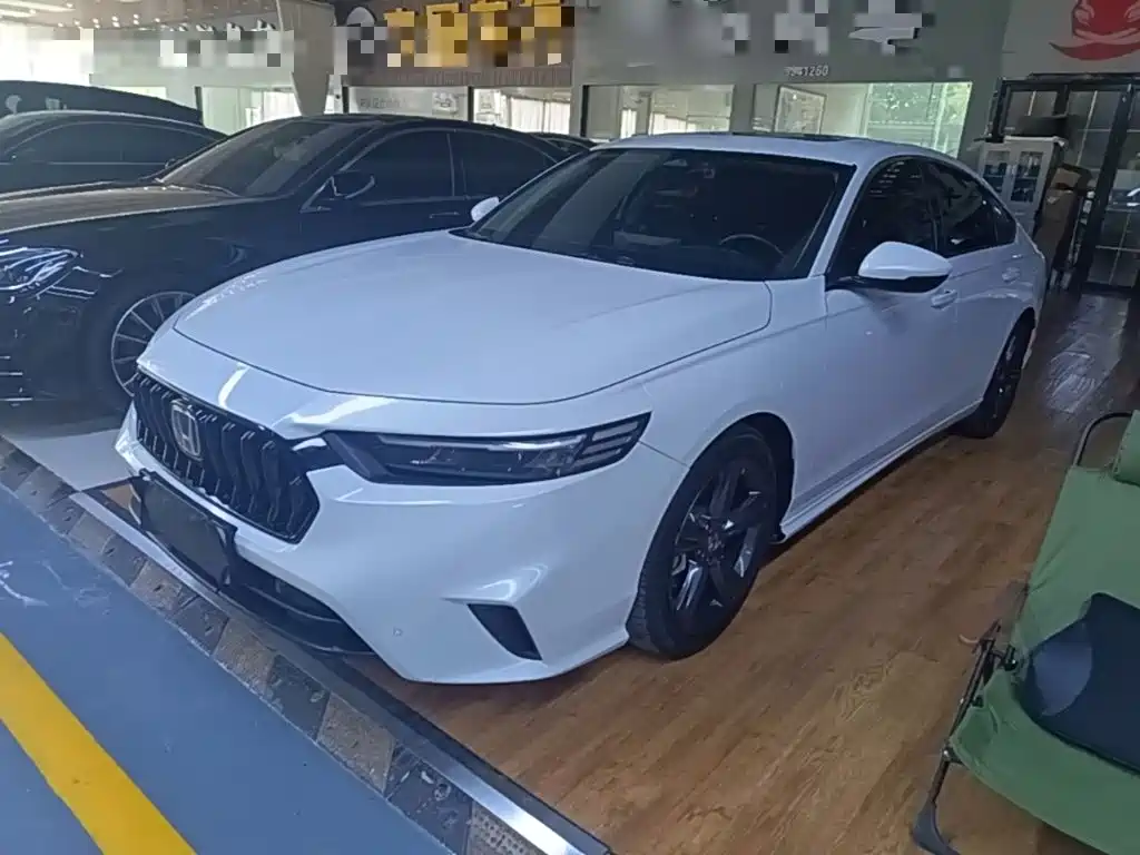 Honda Inspire 2023 — фото 2
