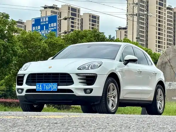 Porsche Macan 2016