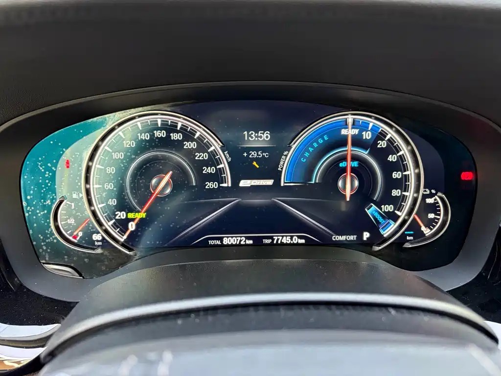 BMW 5 Series New Energy 2018 — фото 9