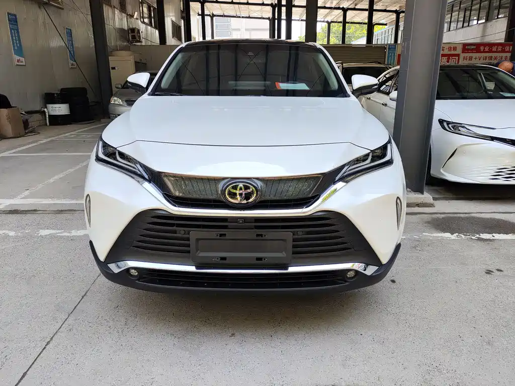 Toyota Harrier 2023 — фото 2