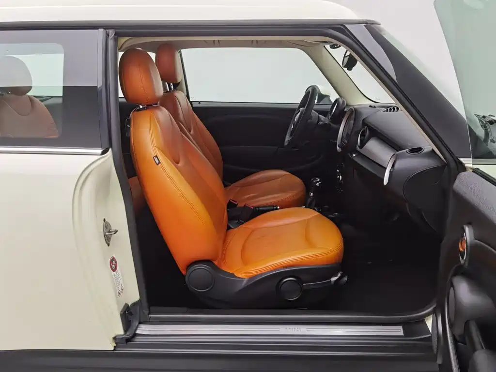 MINI Clubman 2013 — фото 23