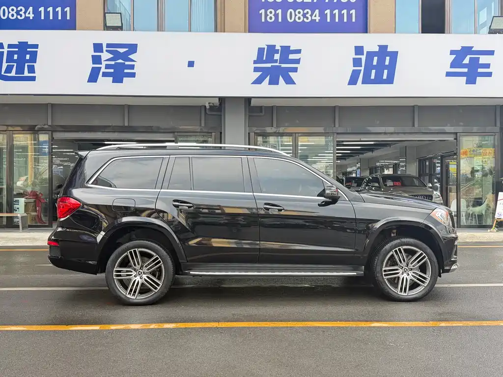 Mercedes-Benz GL-Class 2016 — фото 11
