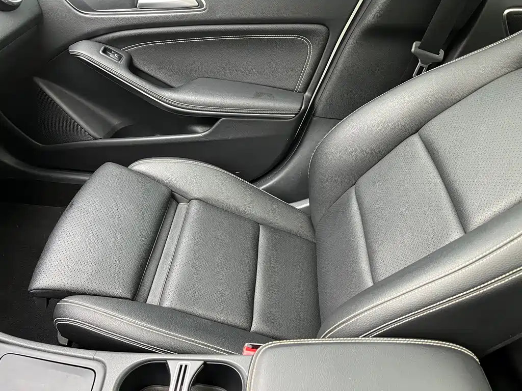 Mercedes-Benz GLA 2017 — фото 13