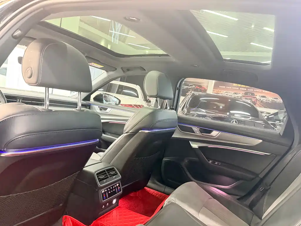 Audi A6L 2023 — фото 13