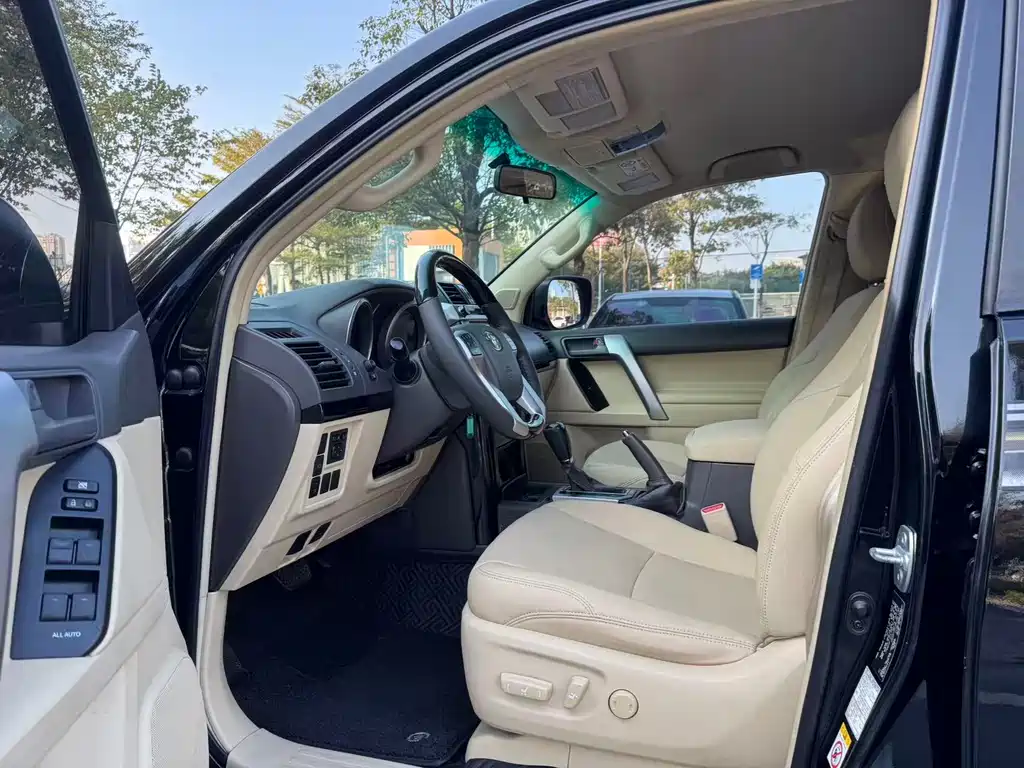 Toyota Prado 2016 — фото 4