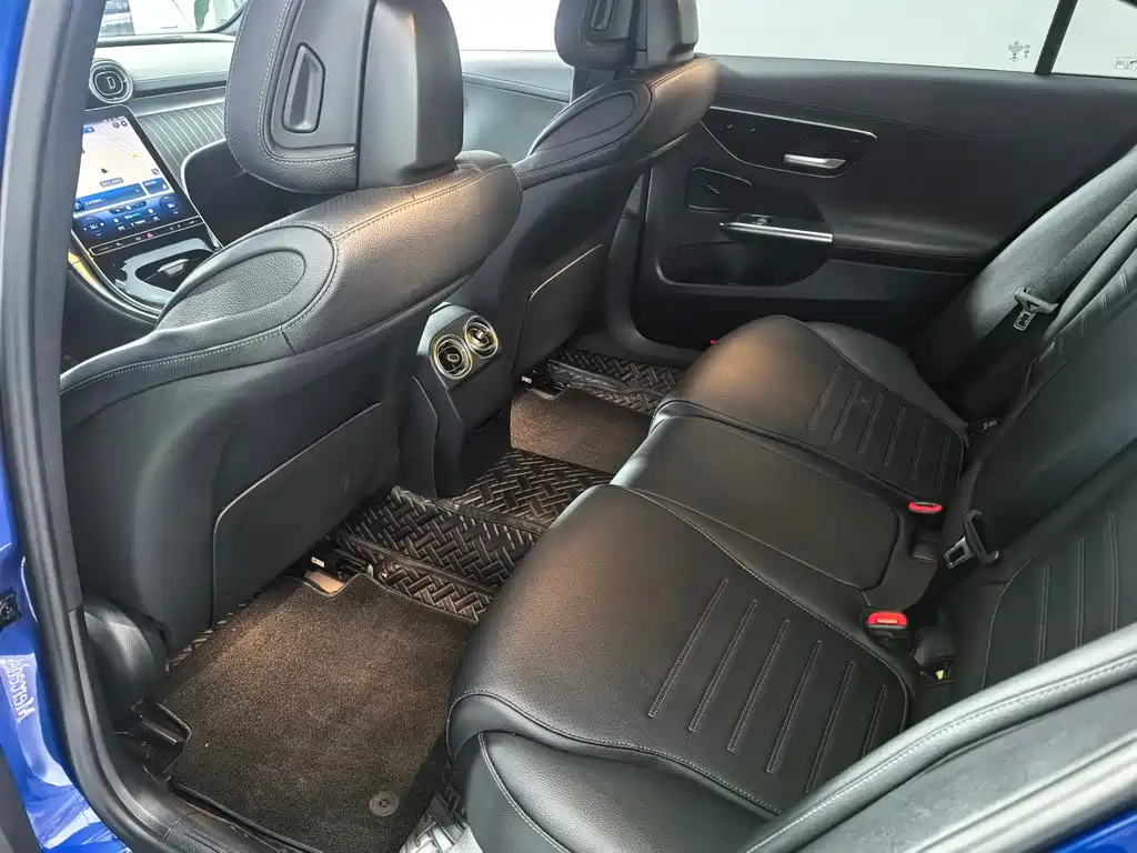 Mercedes-Benz C-Class 2022