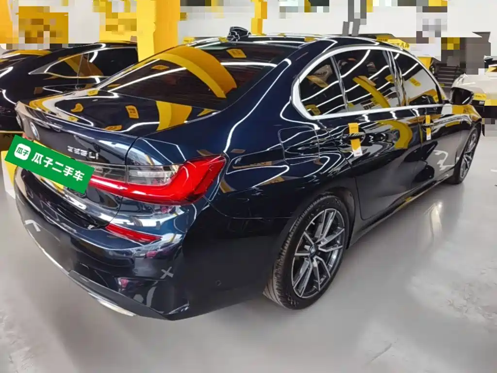 BMW 3 Series 2021