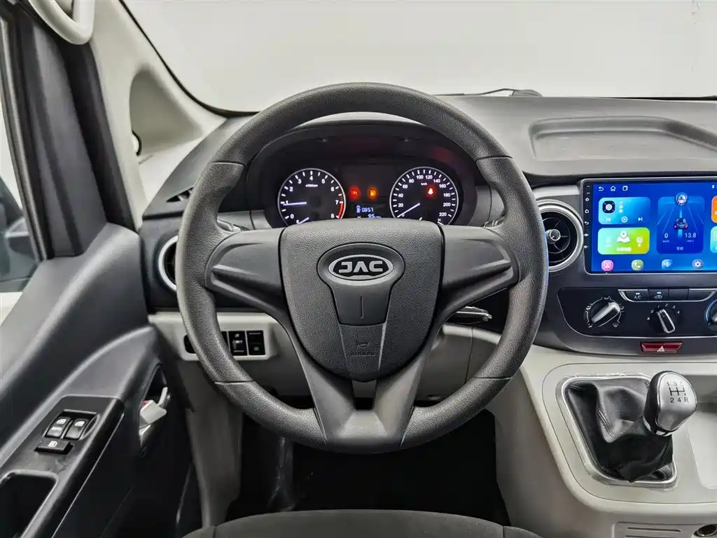 JAC Refine Refine M3 2023 — фото 14