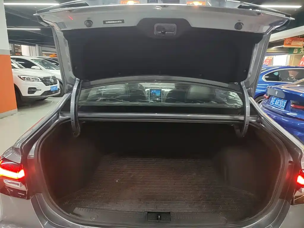 Roewe i6 MAX 2021 — фото 19