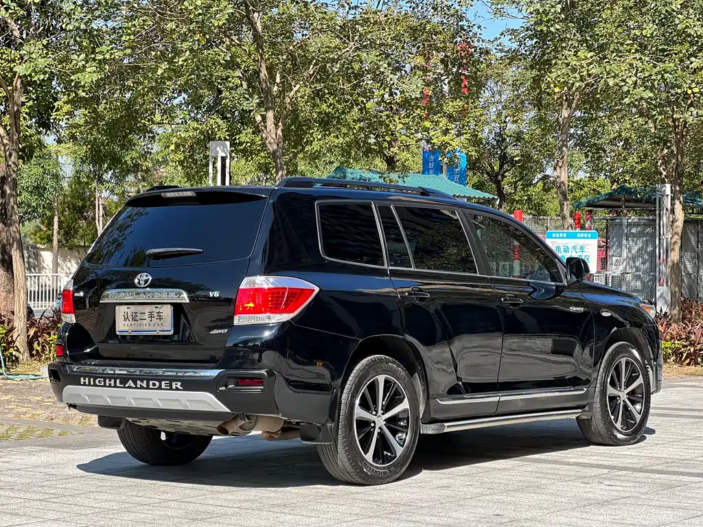 Toyota Highlander 2015 — фото 18