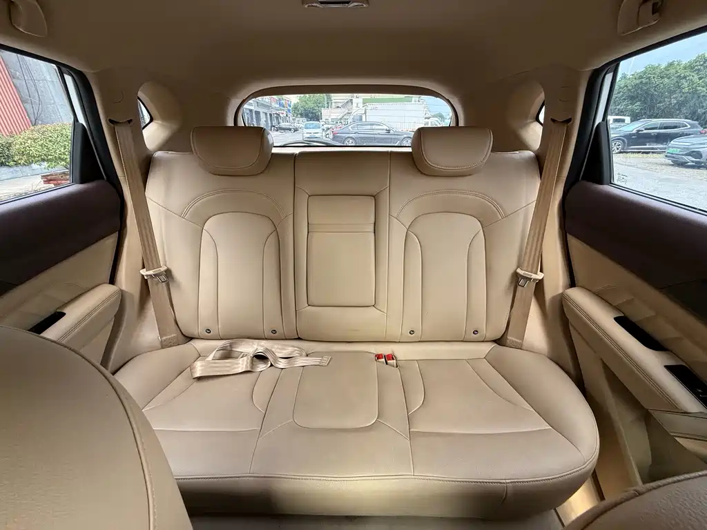Haval H2 2015 — фото 27