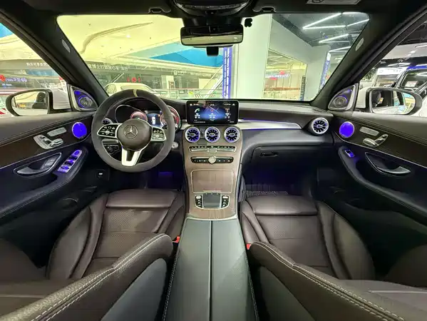 Mercedes-Benz GLC 2021