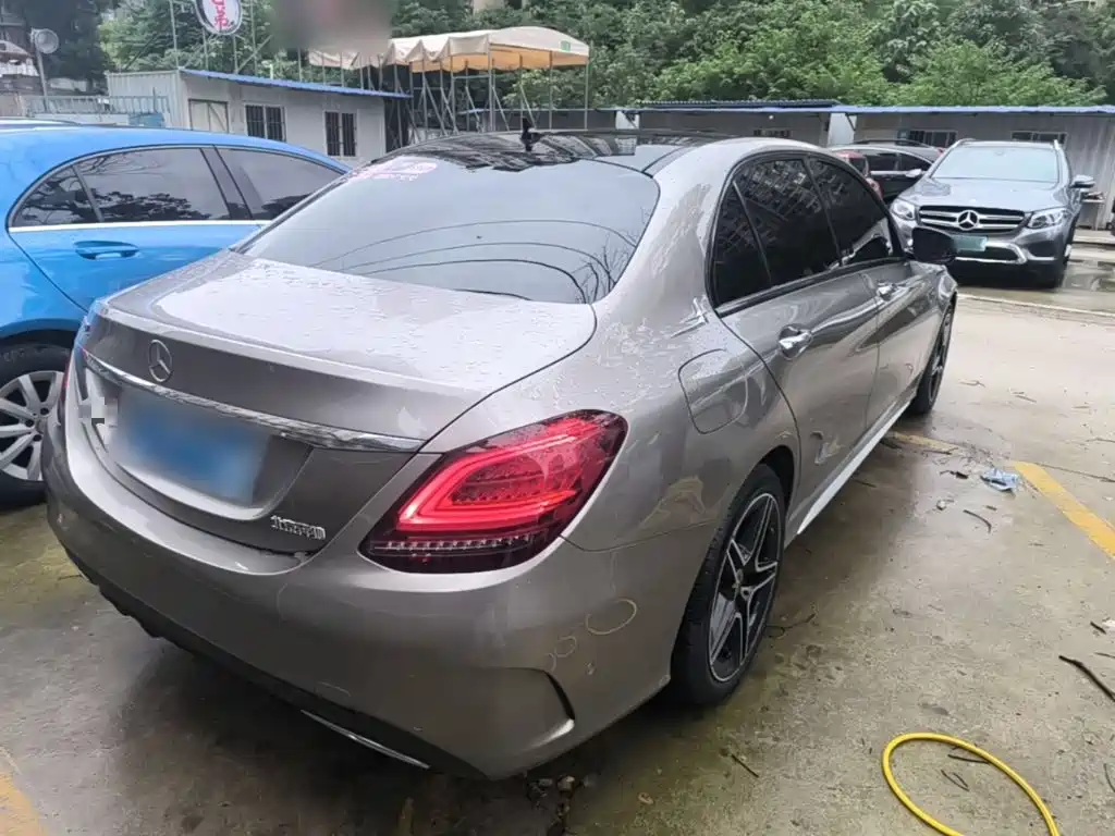Mercedes-Benz C-Class 2020