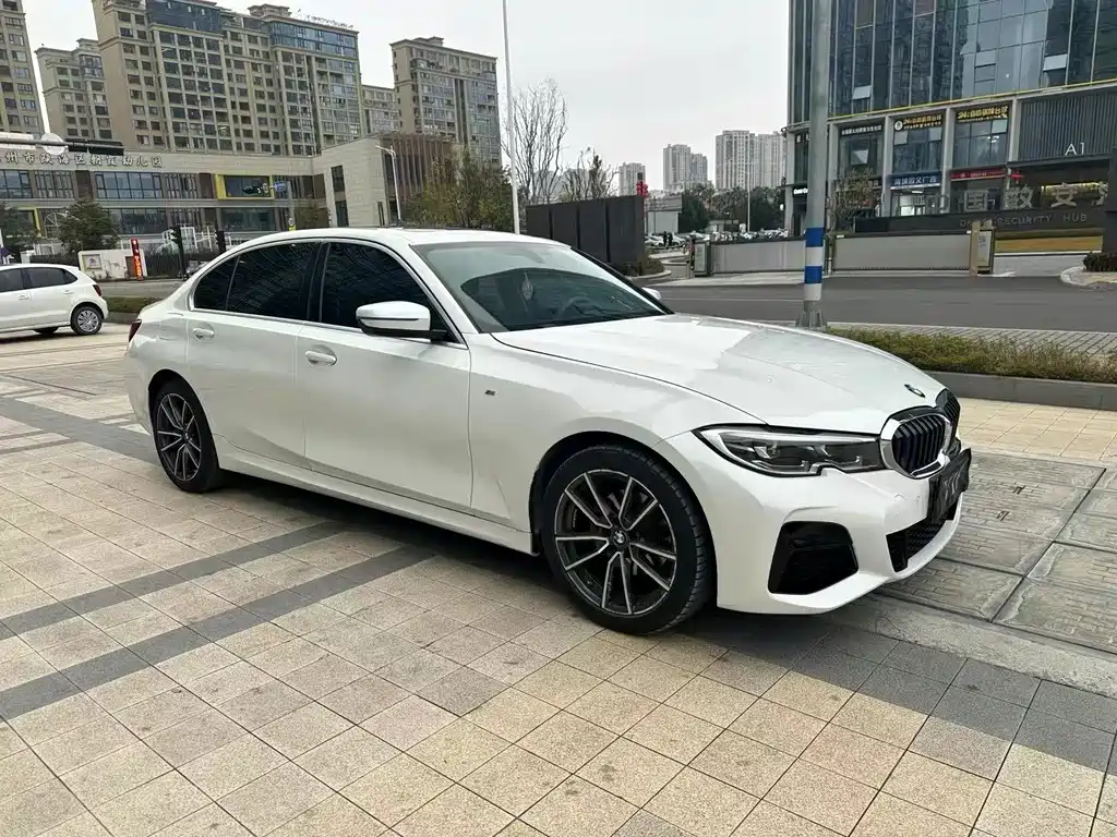 BMW 3 Series 2021