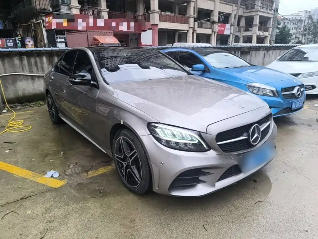 Mercedes-Benz C-Class 2020